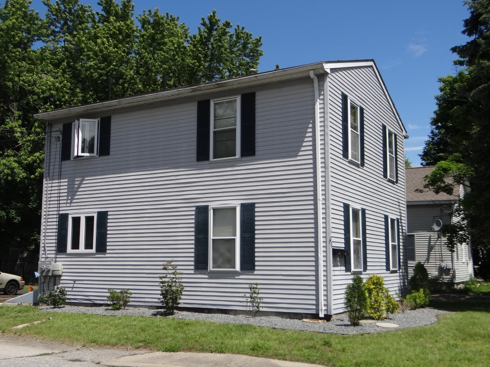 Image of a house offered through the Housing Choice Voucher program